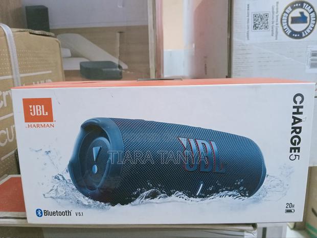 JBL Charge 5 Waterproof Portable - main view