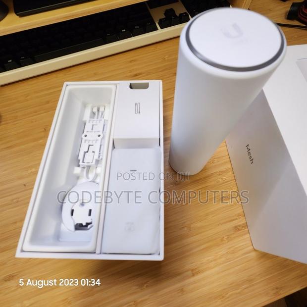 Ubiquiti Unifi AP Wifi 6 Mesh Access Point (U6-Mesh) - main view