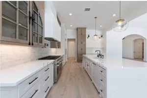 Kitchen Cabinets and Kitchen Revamp