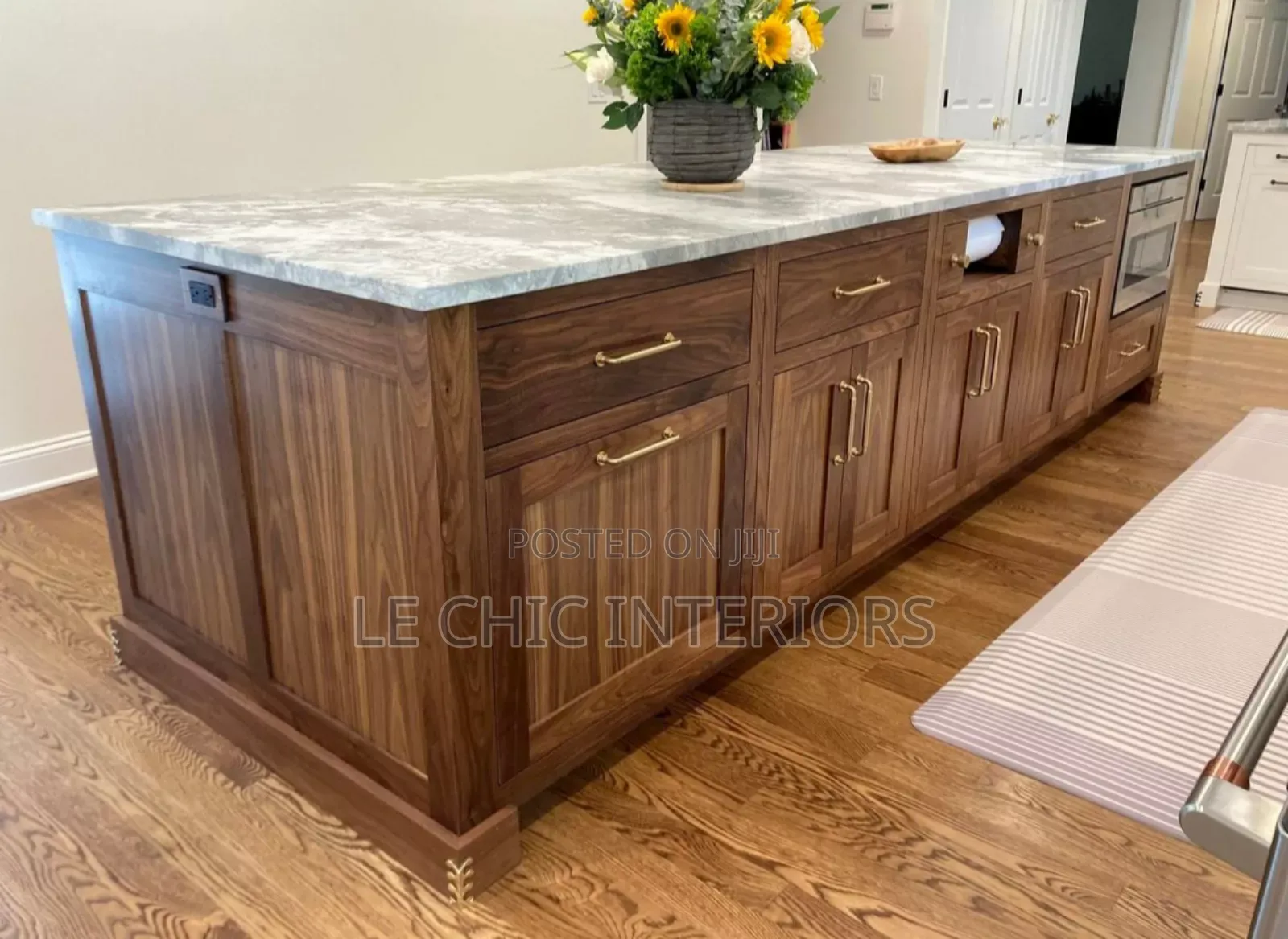 Kitchen Cabinets and Kitchen Revamp