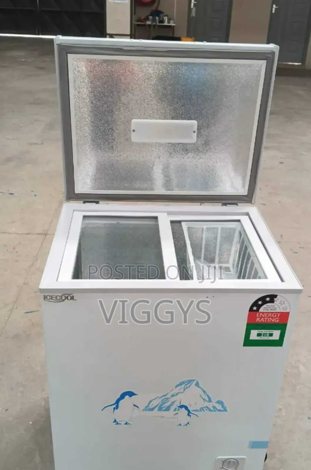 Cool Icecool 119 Litres Deep Freezer/ Ice Cream 119l