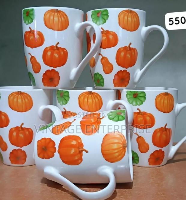 Quality Set of Six Tea Cups (Tea Cups )- Kitchen Accs)