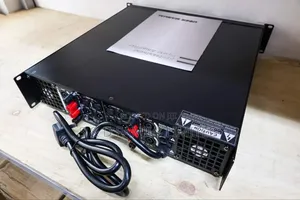 QSC RMX 850 Power Amplifier