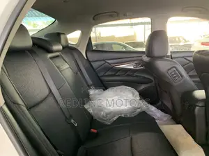 Nissan Fuga 2017 White