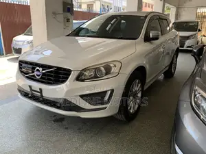 Volvo XC60 T5 AWD 2016 Off white