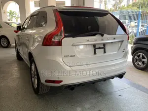 Volvo XC60 T5 AWD 2016 Off white