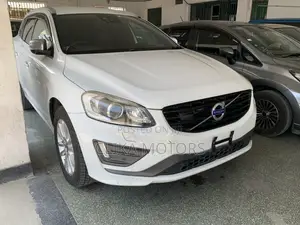 Volvo XC60 T5 AWD 2016 Off white