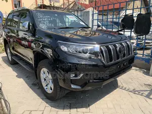 Toyota Land Cruiser Prado 2.8 2019 Matt Black