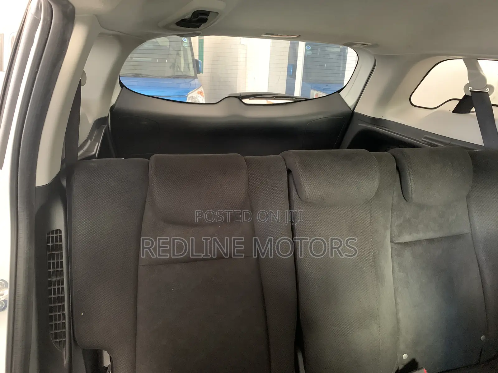 Honda Fit Shuttle 1.5 Hybrid 4WD 2017 Off white