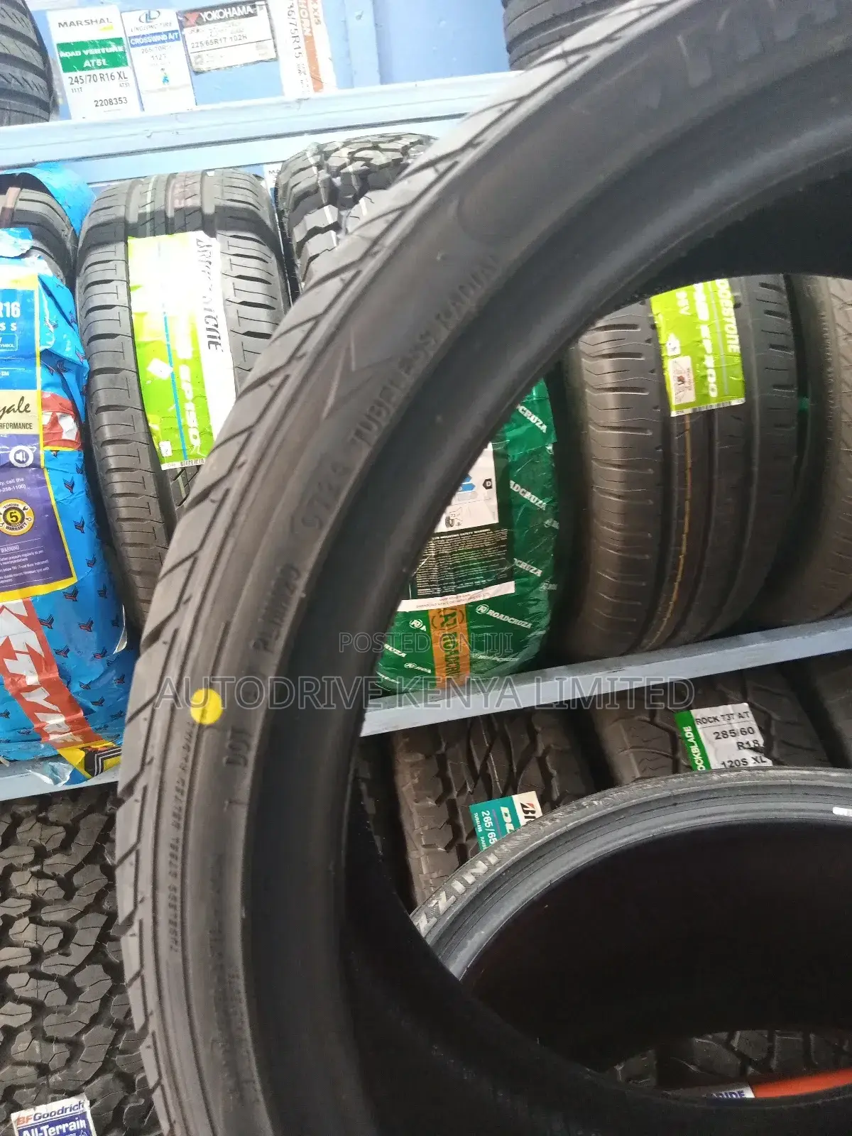 255/35r20 Mazzini Tyre