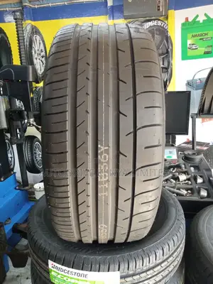 275/40r20 Dunlop Tyre
