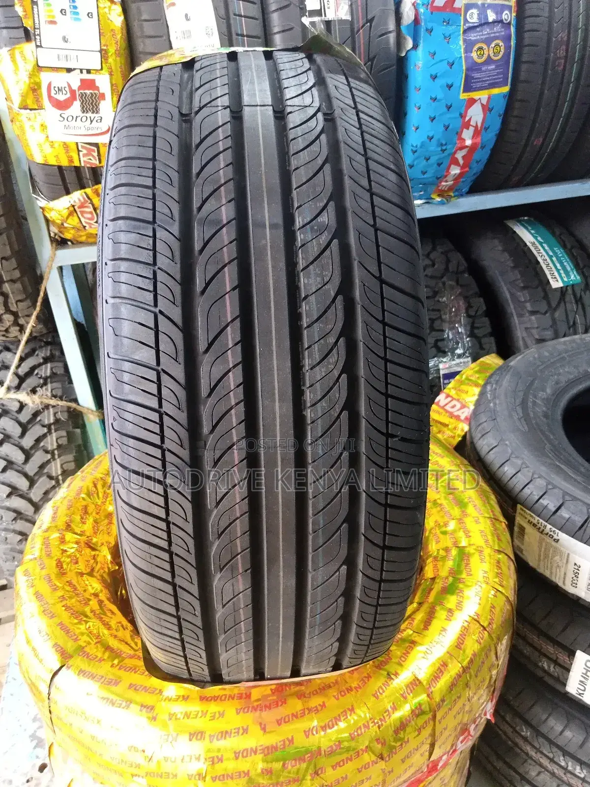 235/50r18 Kenda Tire