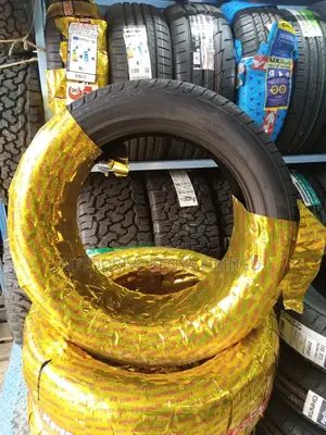 235/50r18 Kenda Tire