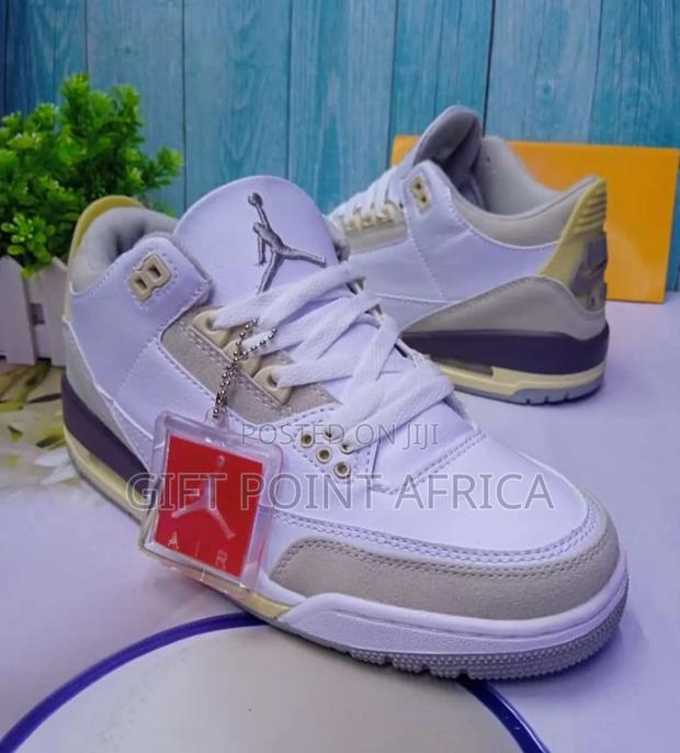 Jordan 3 Retro Sneakers - main view