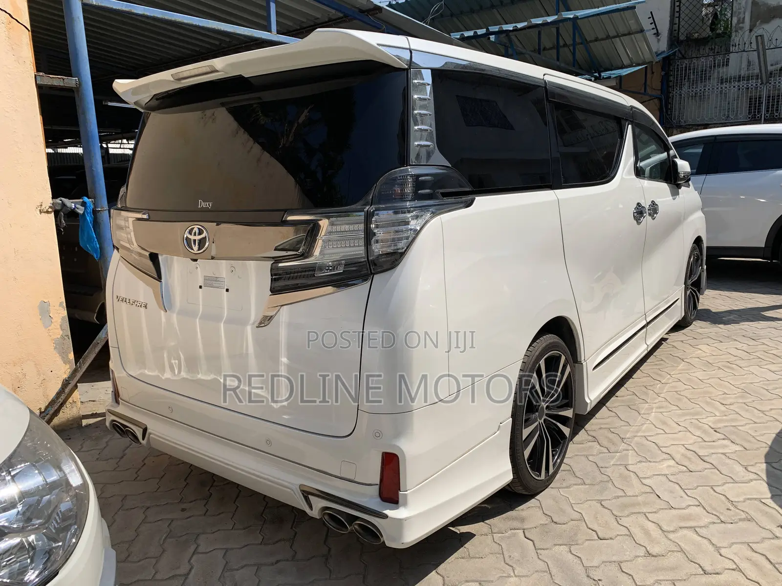 Toyota Vellfire 2017 Off white