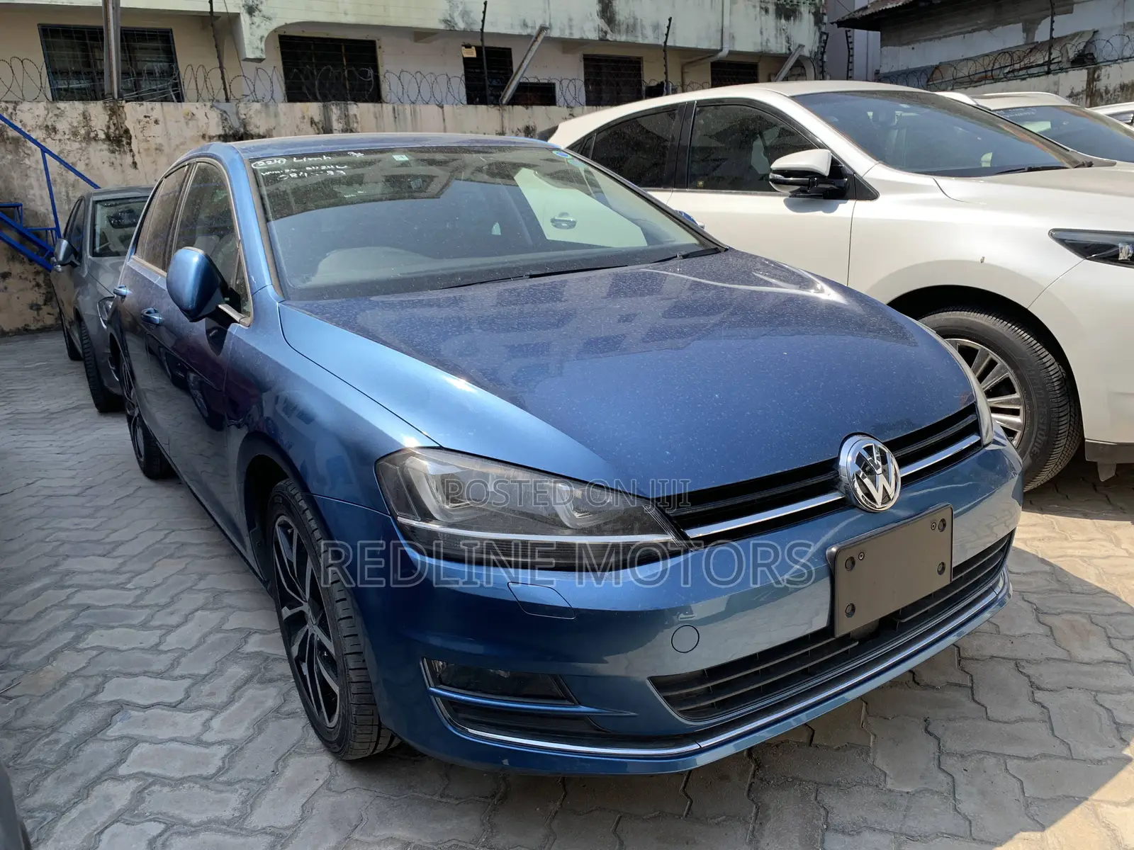 Volkswagen Golf TSI S 4-Door FWD 2017 Blue