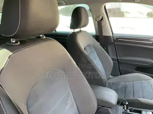Volkswagen Golf TSI S 4-Door FWD 2017 Blue