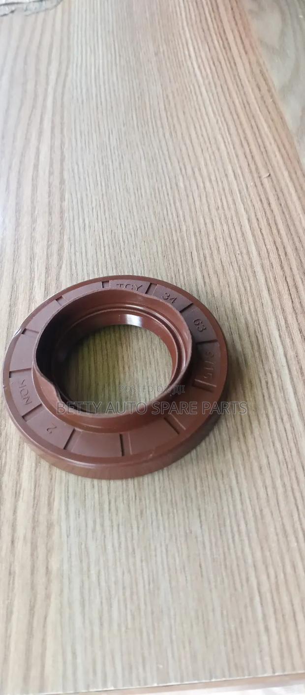Mitsubishi Outlander Drive Shaft Seal