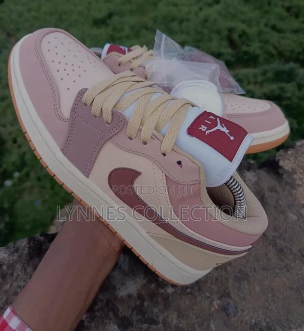 Air Jordan 1 Low Cut - thumbnail 3