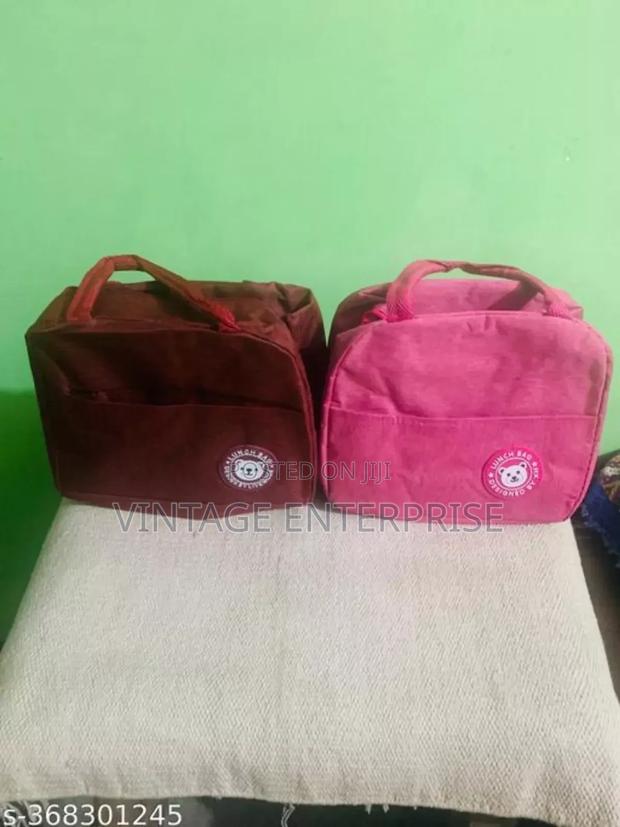 Multicolour Kids Lunch Box Bags (6ltrs Capacity) - thumbnail 2