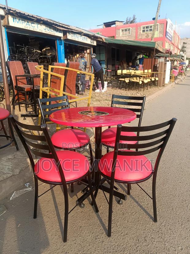 Restaurant Set Red Chairs and Round Table With Logo  - thumbnail 6