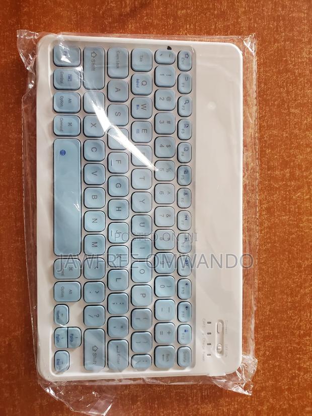 Bluetooth Mini Keyboard - thumbnail 2