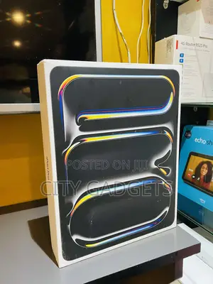 New Apple iPad Pro 13 (2024) 256 GB Black