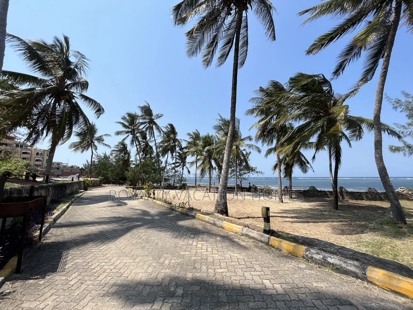 Affordable 2 Bedroom Beachfront Airbnb in Mombasa Shanzu