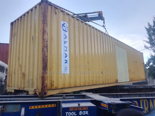 40ft Being Loaded to Our Site - main view