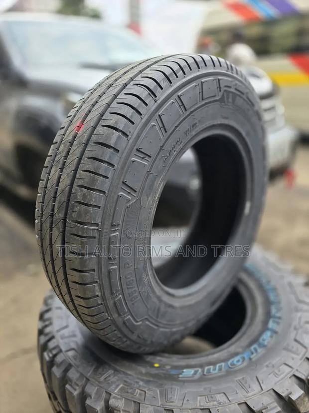 195/80r15 Michelin Tire