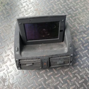 Ex Japan Avensis Hazard Face With Screen