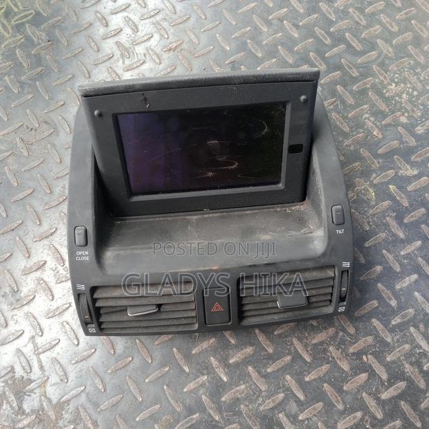 Ex Japan Avensis Hazard Face With Screen - thumbnail 2