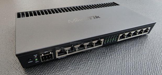 Rb4011igs+Rm Mikrotik Router/ Rb4011