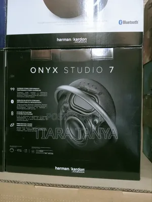 Harman Kardon Onyx Studio 7 Bluetooth Speaker – Black
