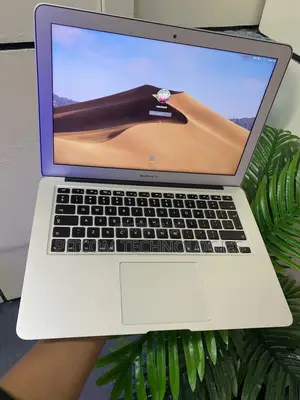 Laptop Apple MacBook 2017 8GB Intel Core I5 SSD 128GB