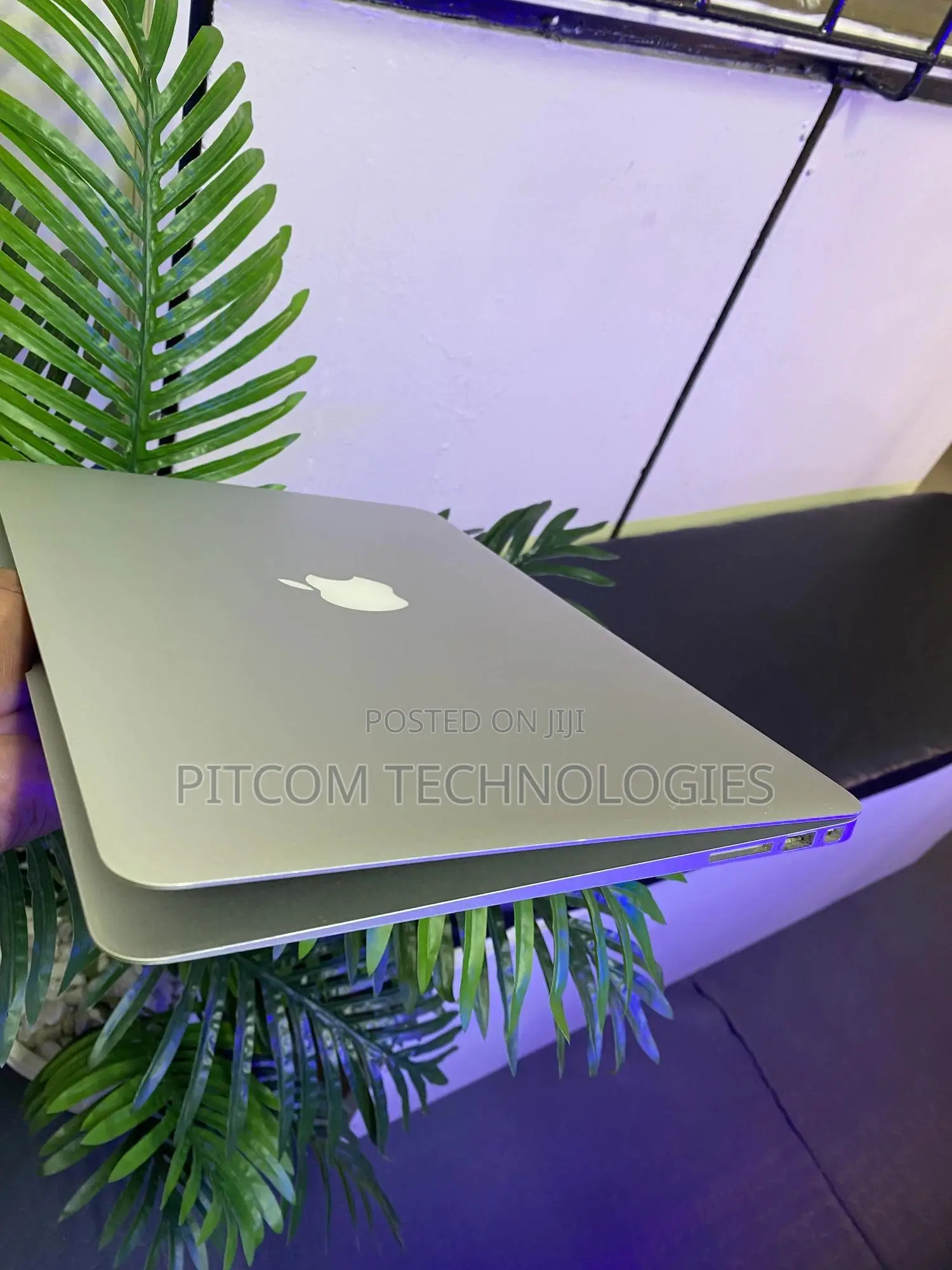Laptop Apple MacBook 2017 8GB Intel Core I5 SSD 128GB