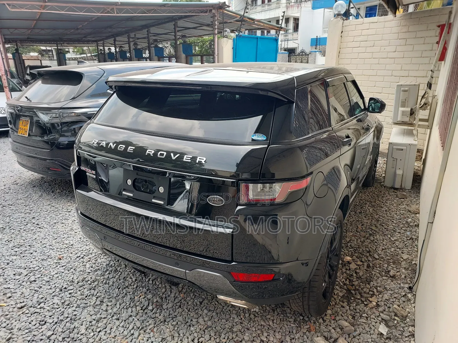 Land Rover Range Rover Evoque HSE 4x4 5-Door 2017 Black