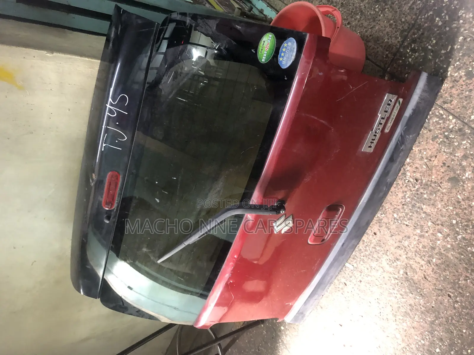Suzuki Hustler 2016 Tailgate/Boot