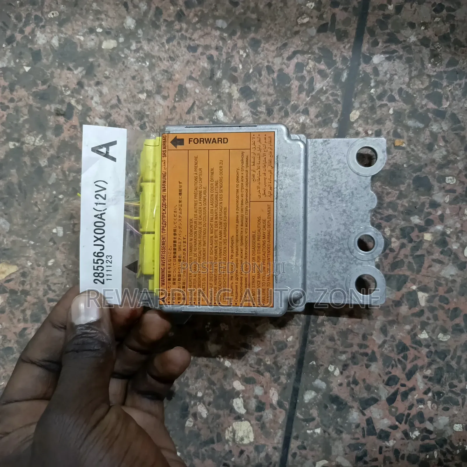 Nissan Serena SRS Module.