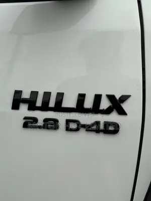 Toyota Hilux 2017 White