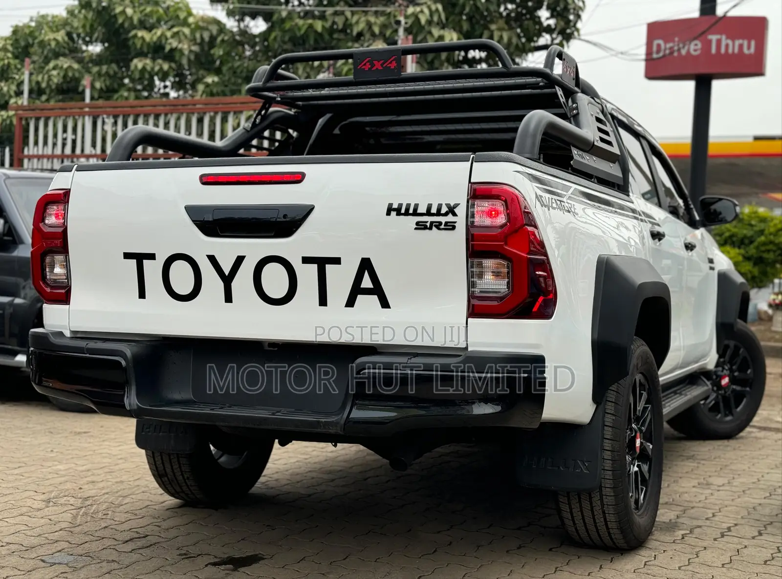 Toyota Hilux 2017 White