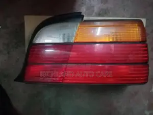 BMW E36 2 Door Taillamps