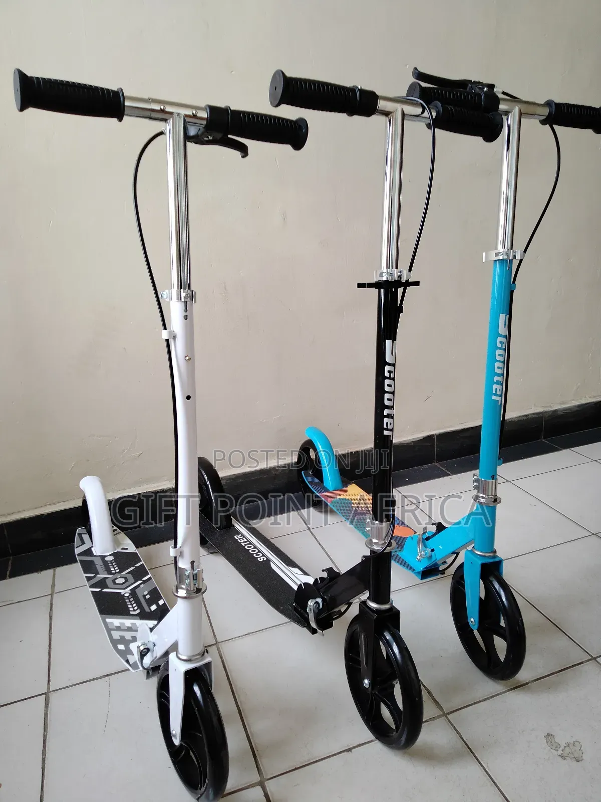 Metallic Two Wheels Teenagers Scooters With Brakes
