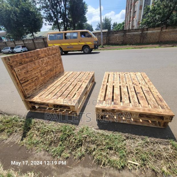 Pallet Bed- 5*6 Detachable and Blazed Pallet Bed. BB03 - main view
