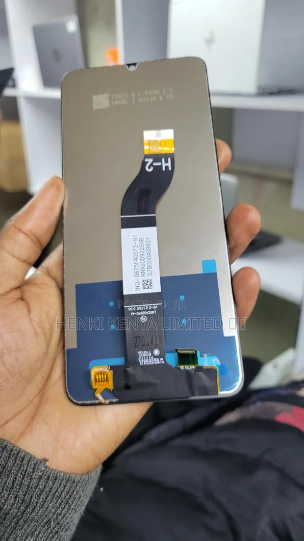 Redmi 13c Screen Replacement - thumbnail 2