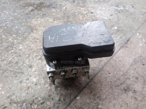 Toyota Ractis Abs Pump - thumbnail 2