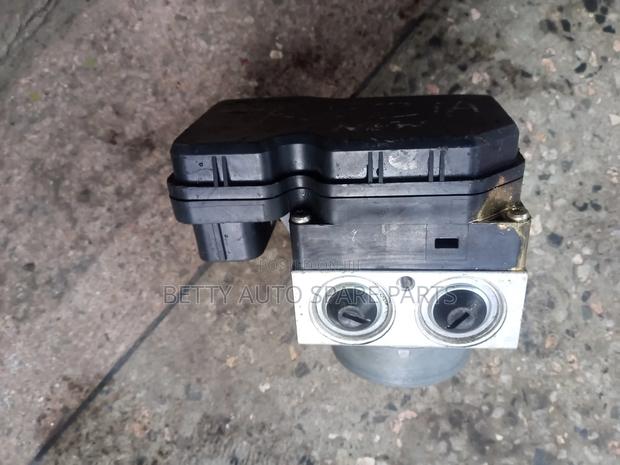 Toyota Ractis Abs Pump - thumbnail 4