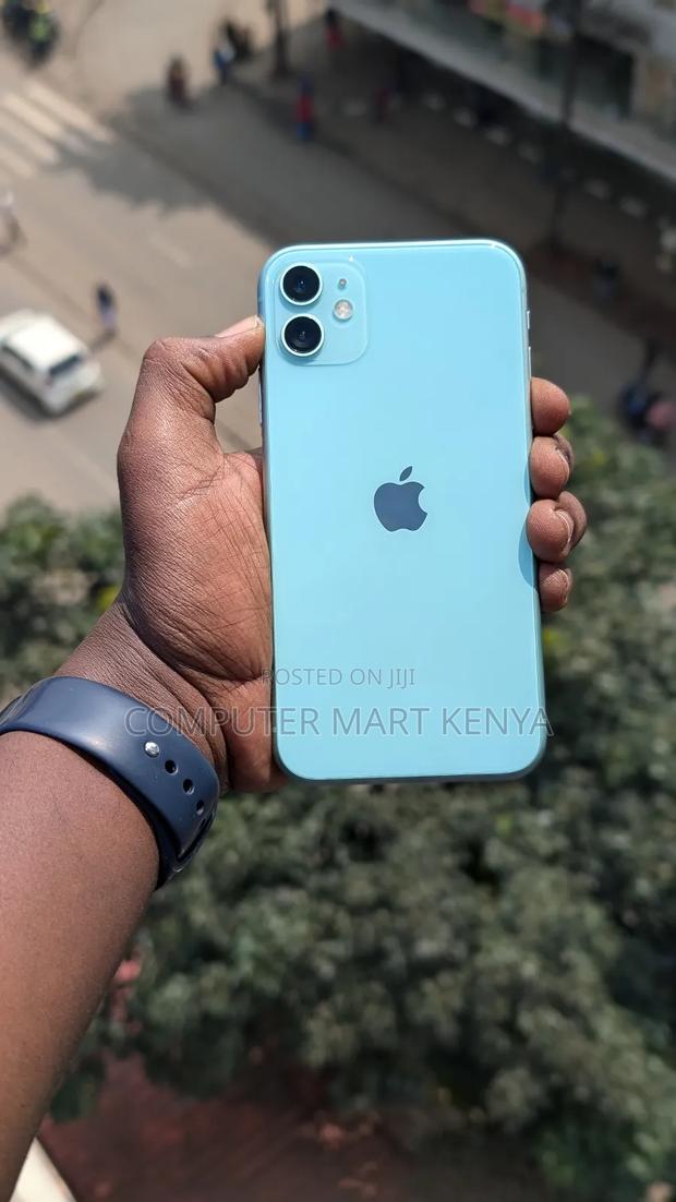 Apple iPhone 11 256 GB Blue - main view