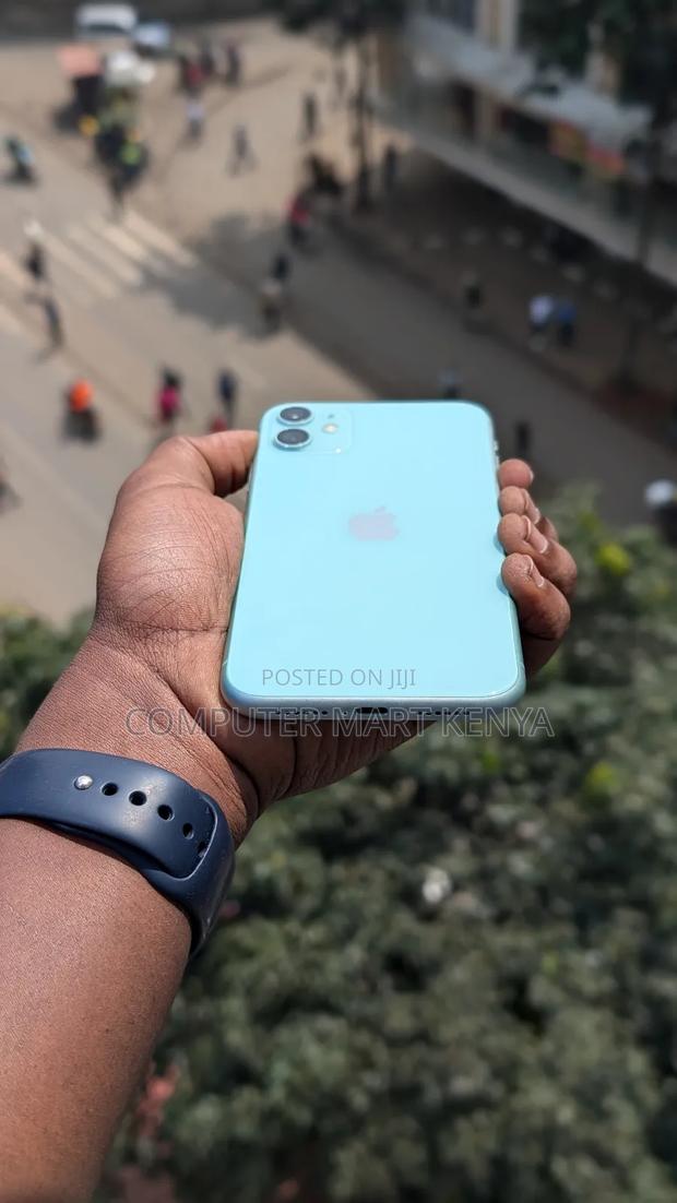 Apple iPhone 11 256 GB Blue - thumbnail 3