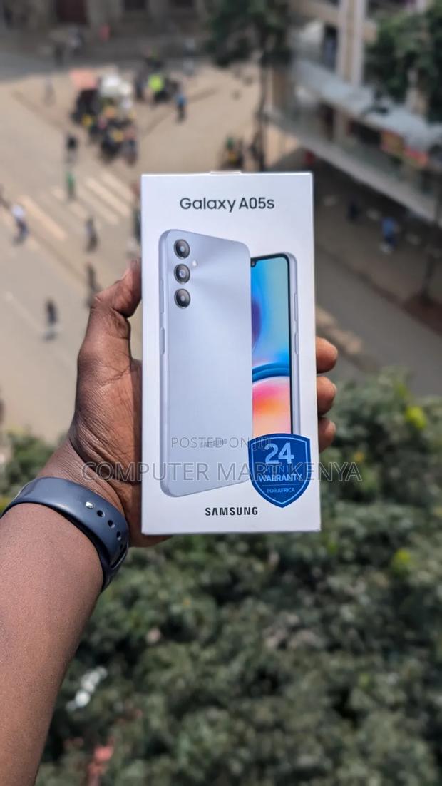 New Samsung Galaxy A05s 64 GB Silver - thumbnail 3